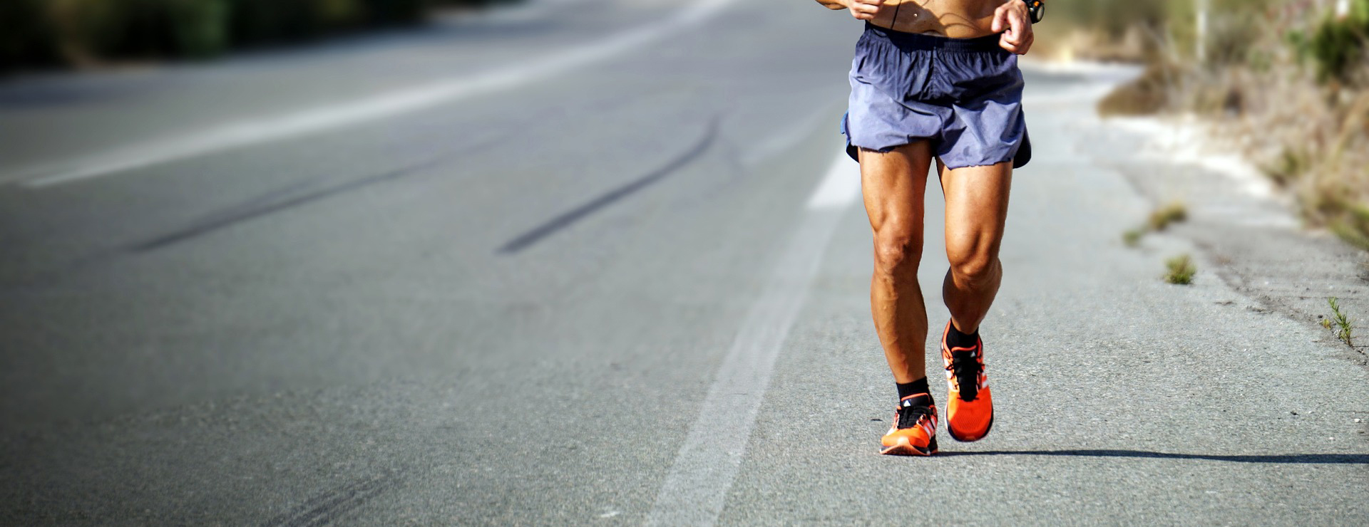 Front Page 1 Front Page -Footwear Store man 1838991 1920