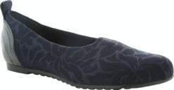 Munro Iriana -Footwear Store munro womens iriana navy stretch floral m183397 49682.1539733723