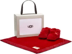 UGG Infants Bixbee And Lovey Blanket -Footwear Store ugg childrens infants bixbee lovey blanket samba red 1094823i sbr 88498.1661585966